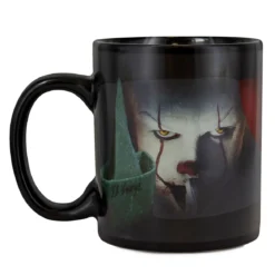 Stephen Kings ES - Pennywise Eyes Thermoeffekt Tasse