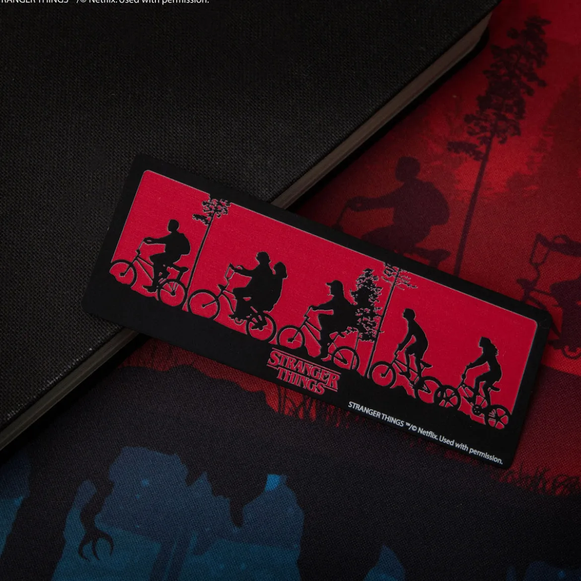 Stranger Things Lesezeichen Silhouette Metal