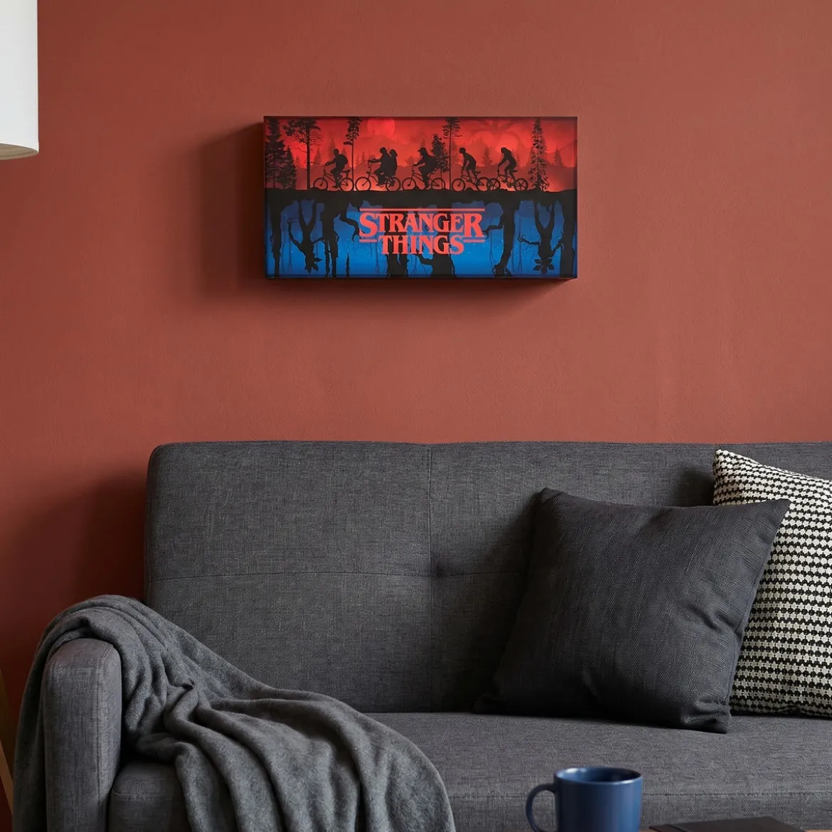 Stranger Things - Two Worlds Wandbild mit Licht