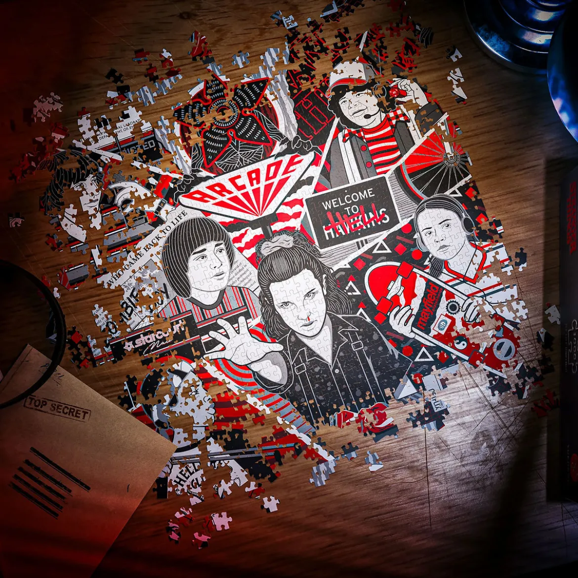 Stranger Things - Upside Down Premium Puzzle