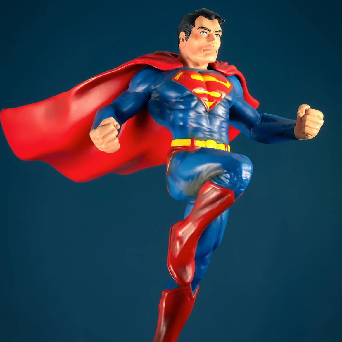 Superman Comic Statue