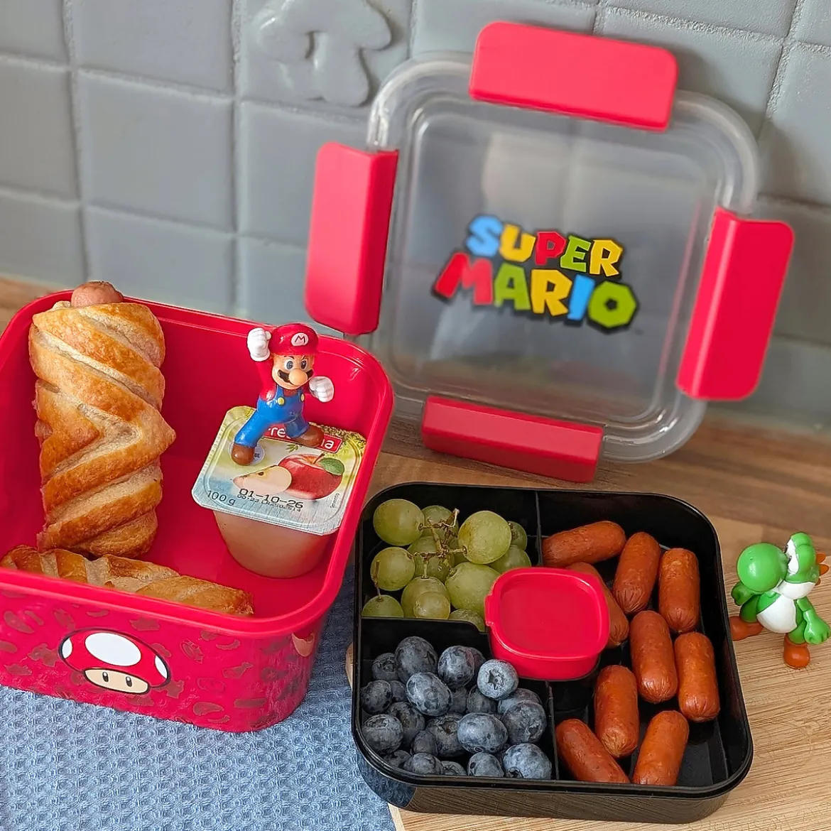 Super Mario - Symbols Bento Lunchbox