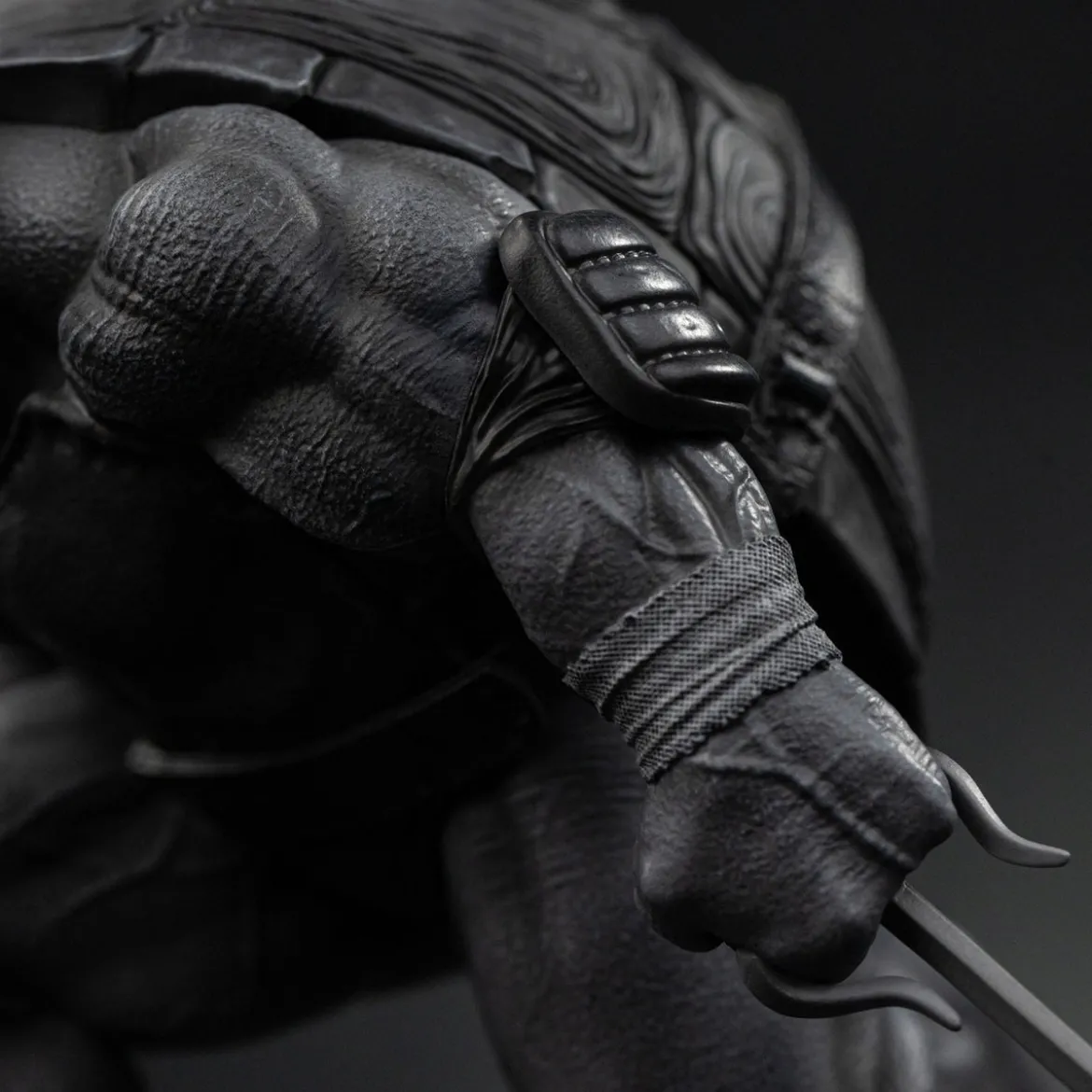 Teenage Mutant Ninja Turtles Art Scale Statue 1/10 Raphael Black and White Variant 26 cm heo exclusive