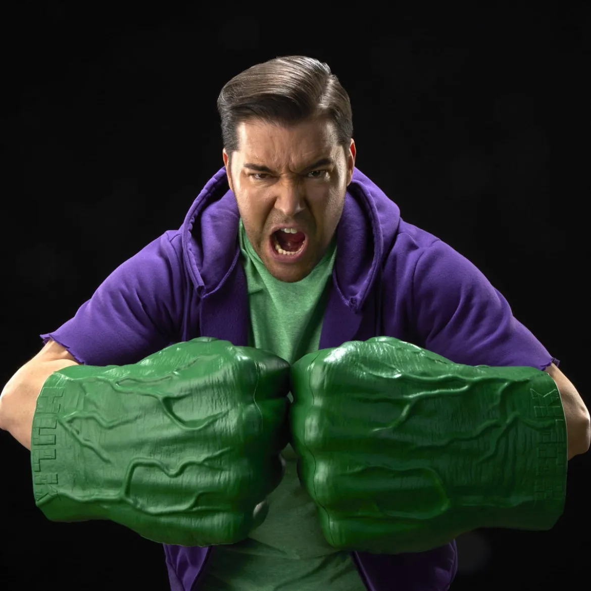 The Incredible Hulk Marvel Legends Premium Roleplay-Fäuste