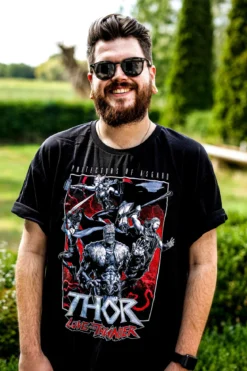 Thor Love & Thunder - Protectors of Asgard T-Shirt schwarz