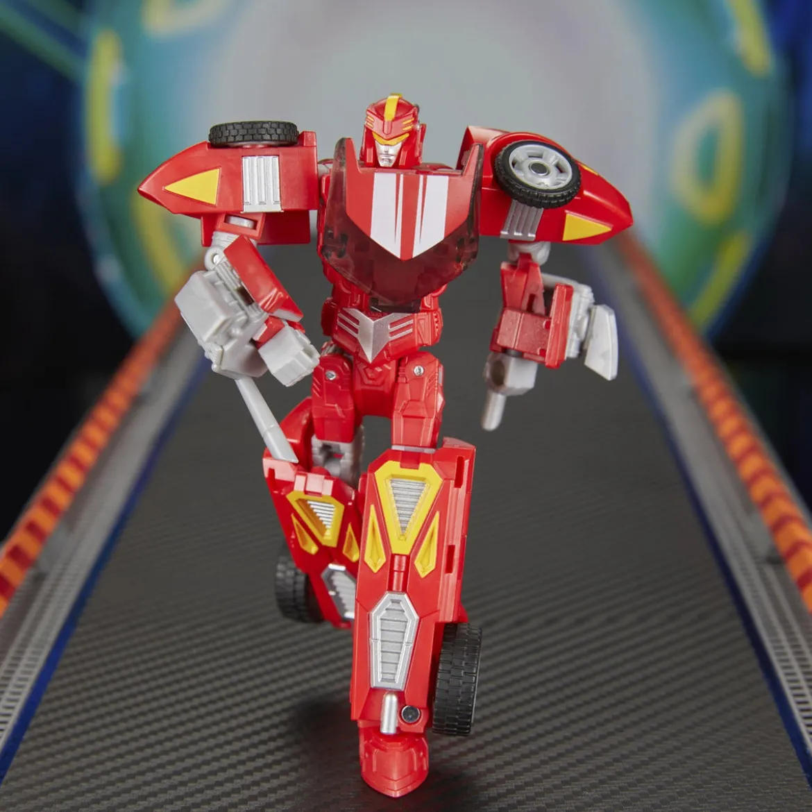Transformers Collaborative Hot Wheels x Transformers Deluxe