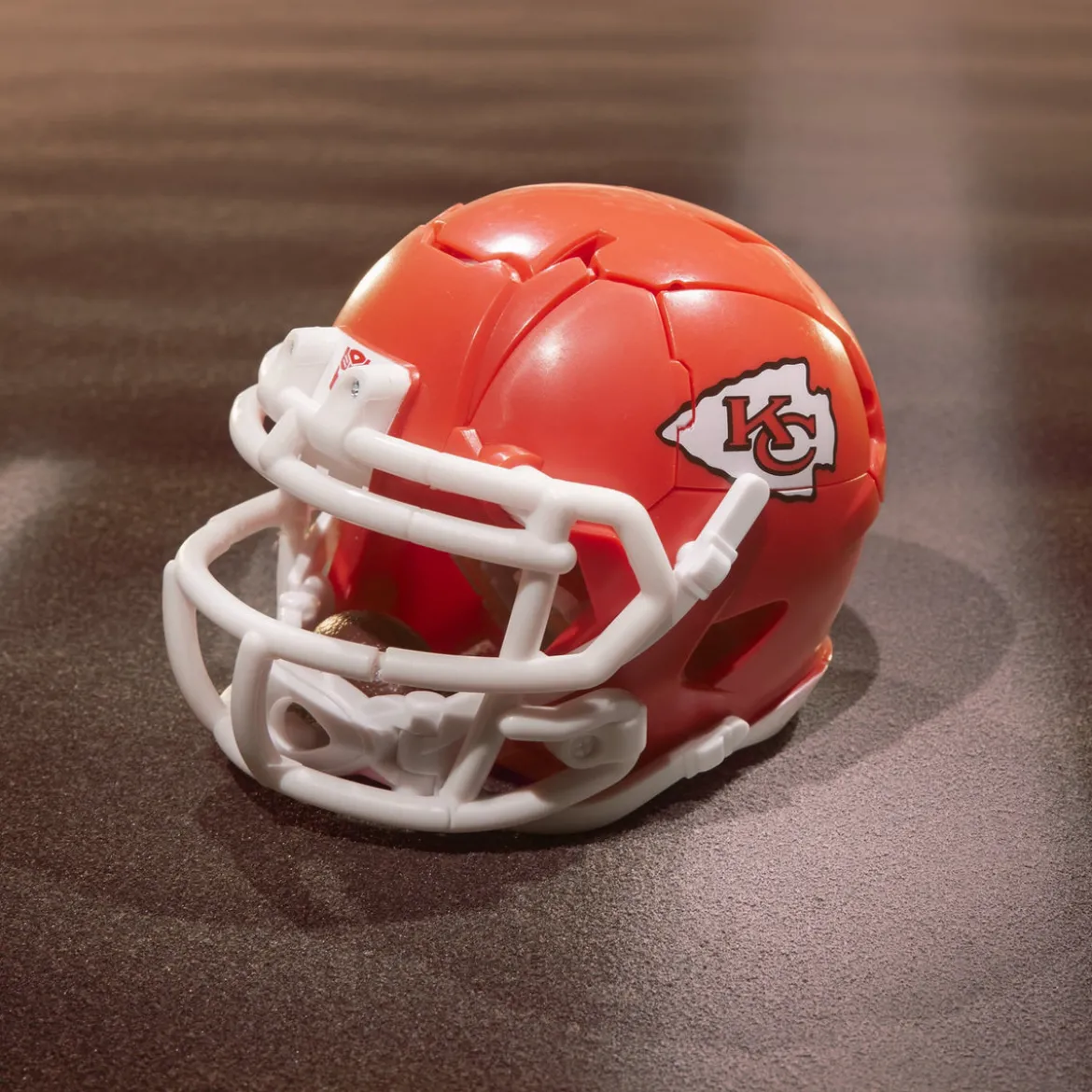 Transformers x NFL Actionfigur Kansas City Chiefs: KC-59 14