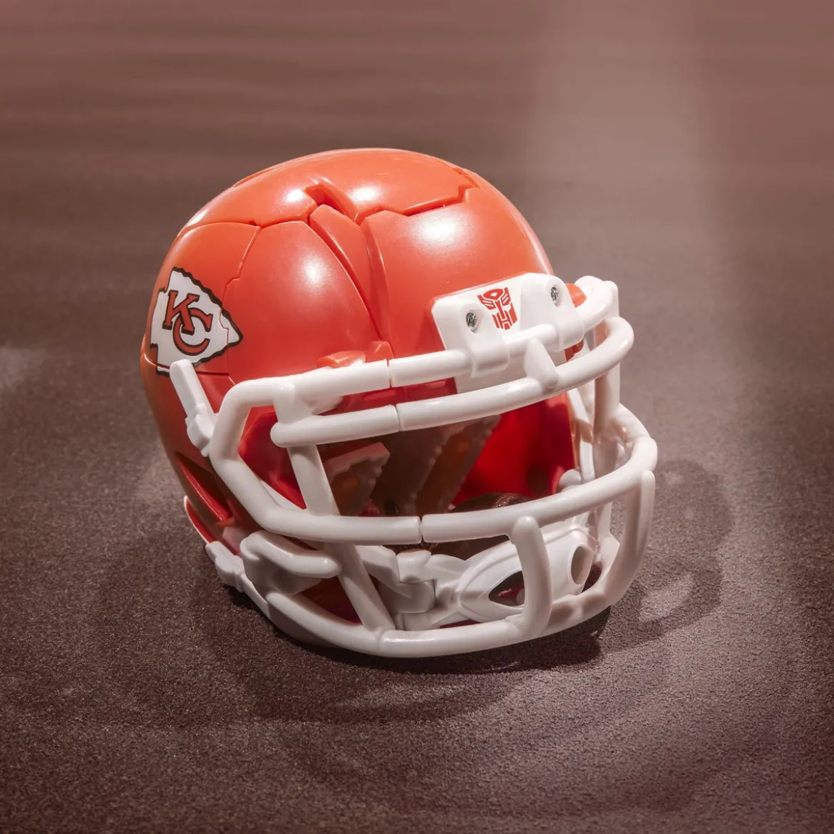 Transformers x NFL Actionfigur Kansas City Chiefs: KC-59 14