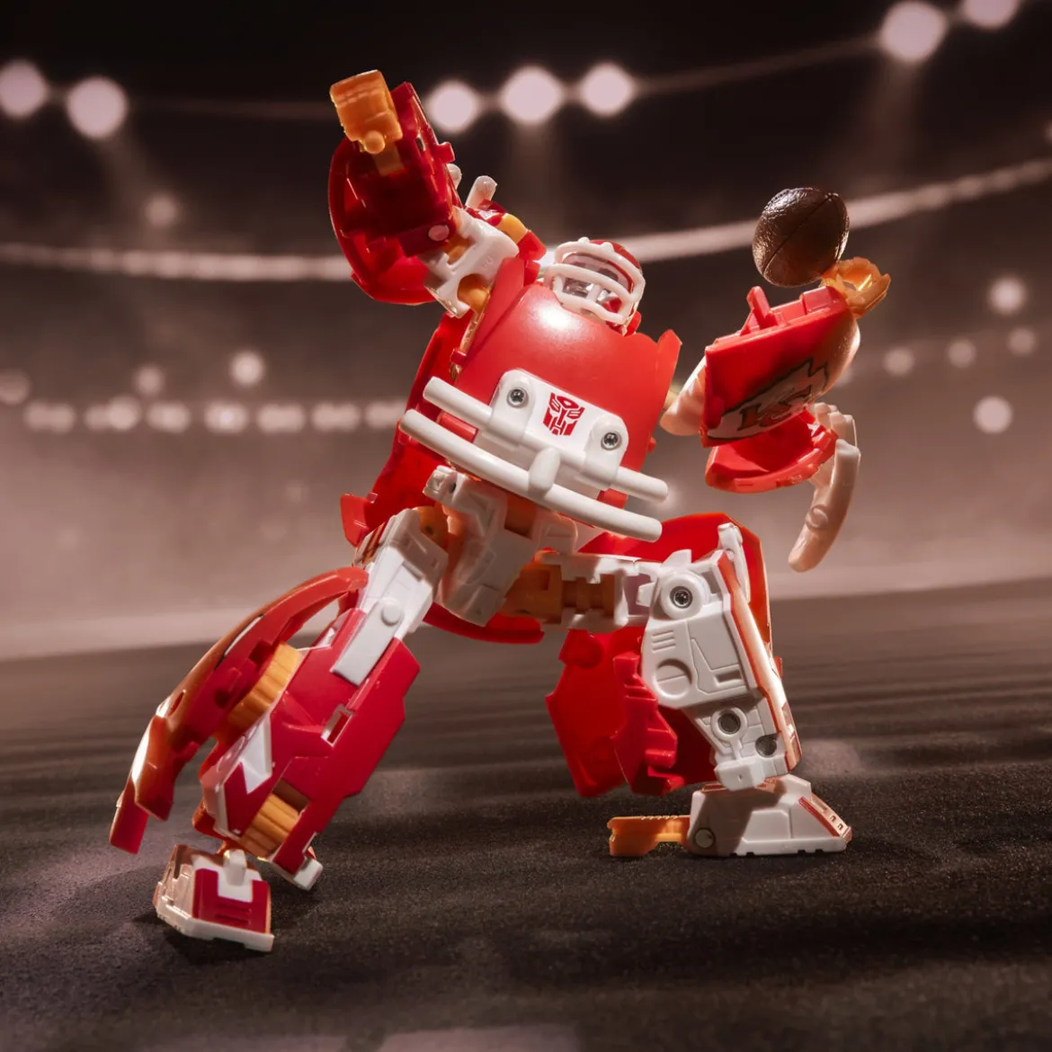 Transformers x NFL Actionfigur Kansas City Chiefs: KC-59 14