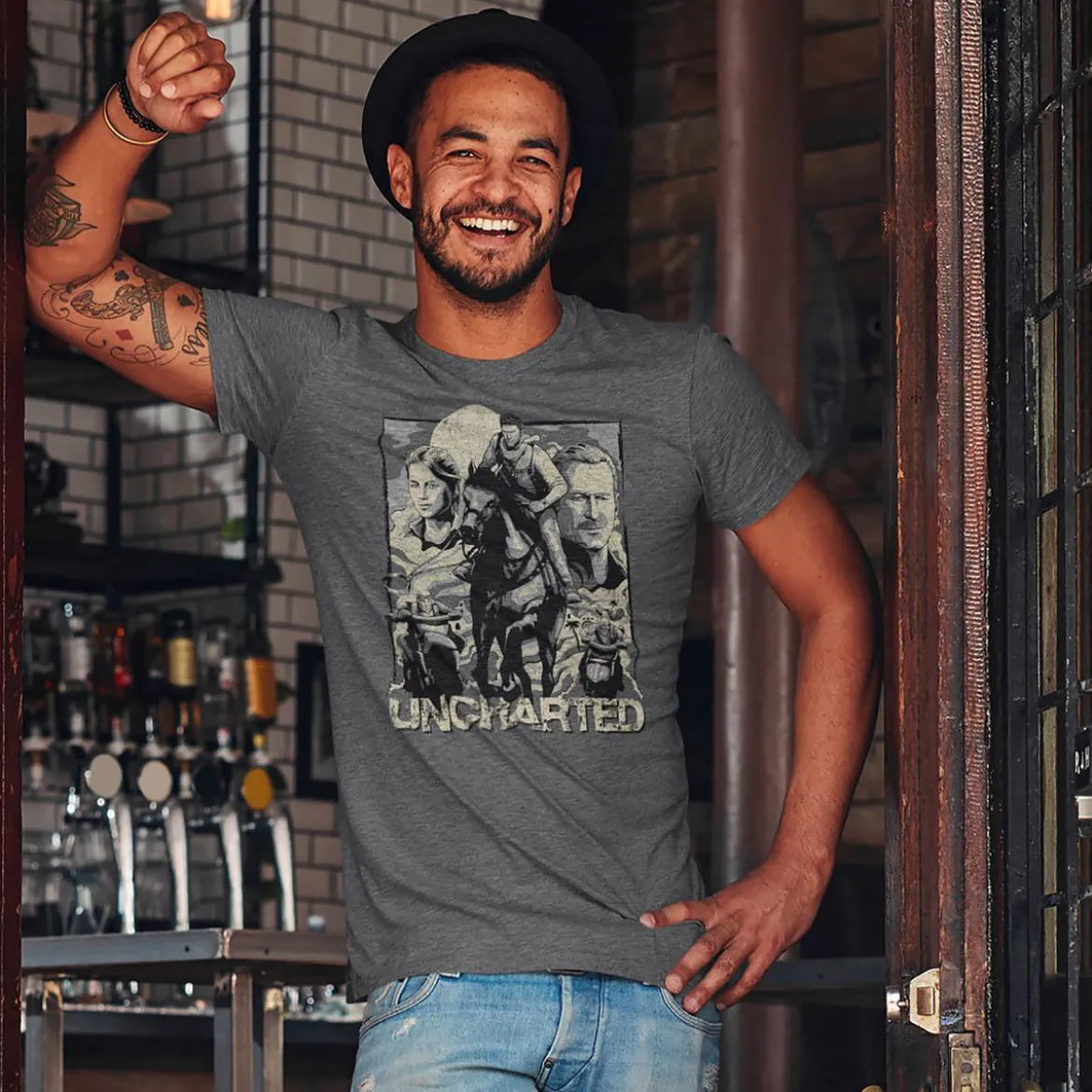 Uncharted - Cover Page T-Shirt grau