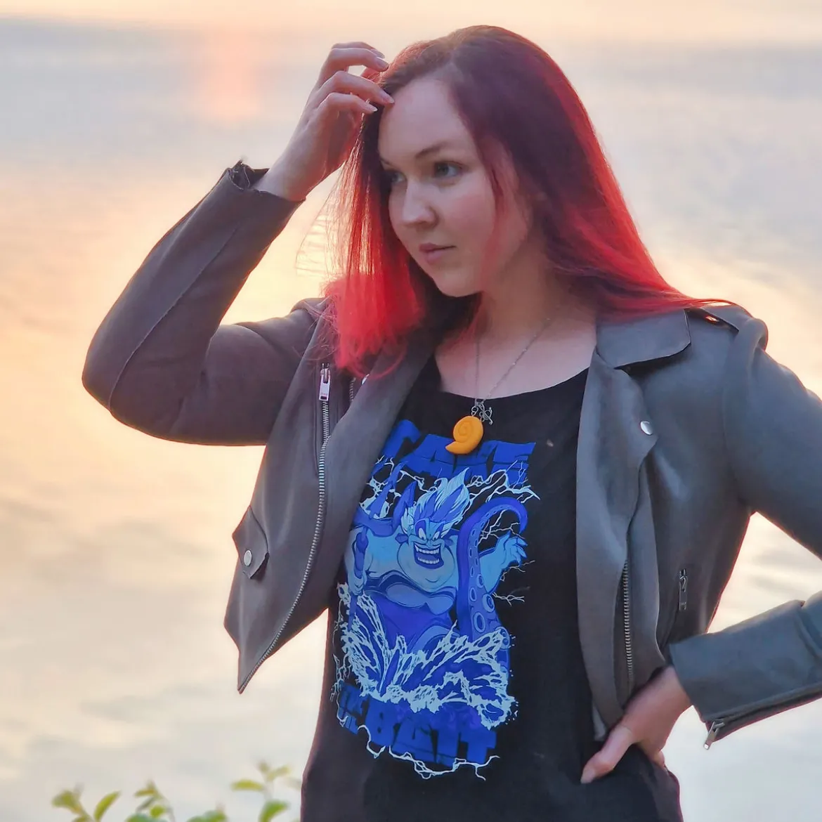 Villains - Ursula T-Shirt Damen Loose Fit schwarz