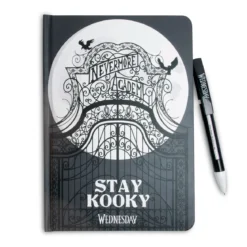 Wednesday - Stay Kooky Notizbuch mit Kugelschreiber