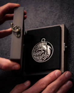 Witcher - Geralt Wolf Medaillon Kette