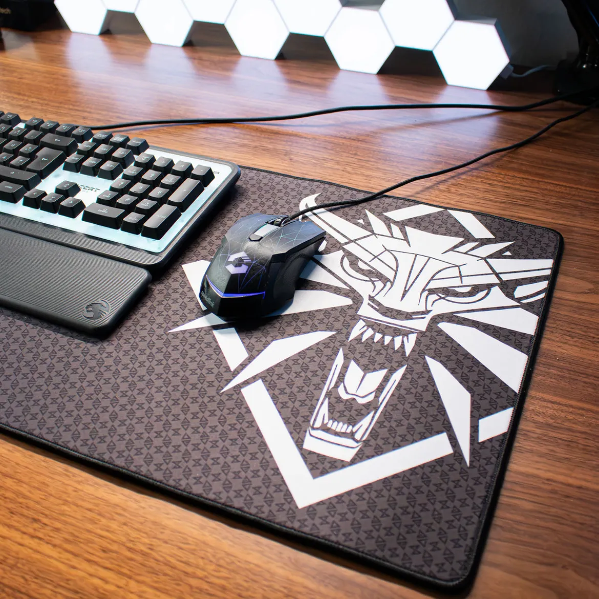 Witcher - Wolf Medaillon XL Mousepad