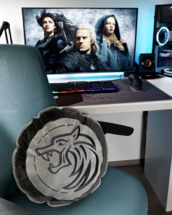 Witcher - Wolf School Plüsch Kissen