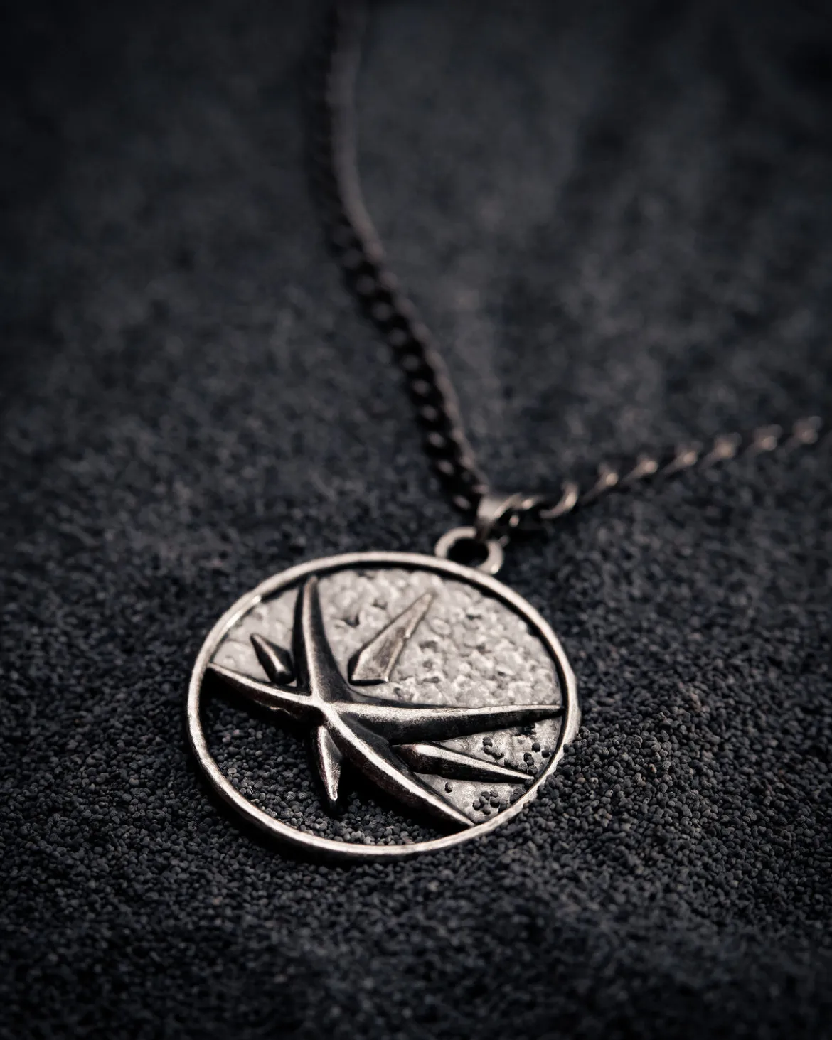 Witcher - Yennefer Medaillon Kette