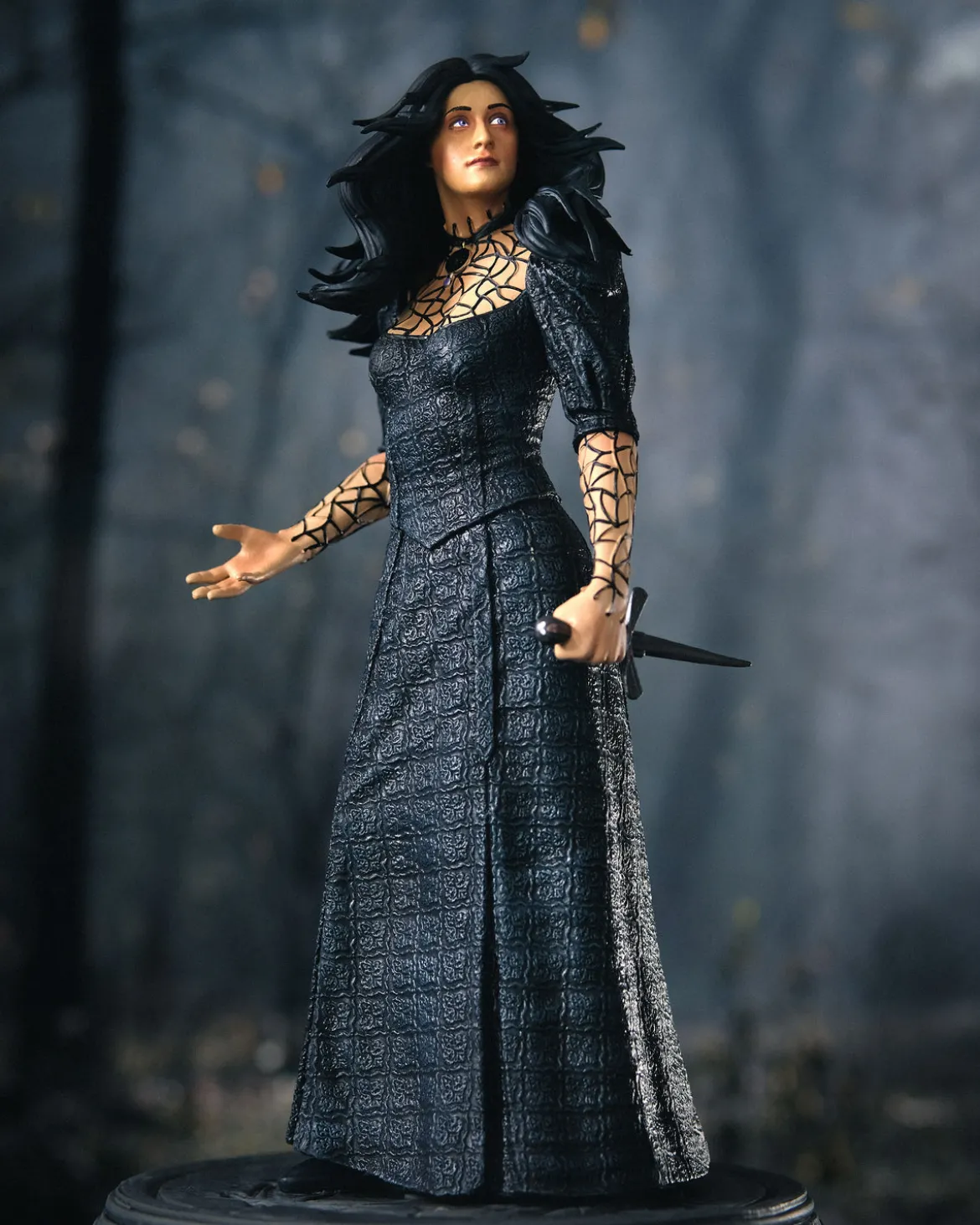 Witcher - Yennefer Statue