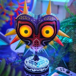 Zelda - Majora's Mask Statue mit Licht